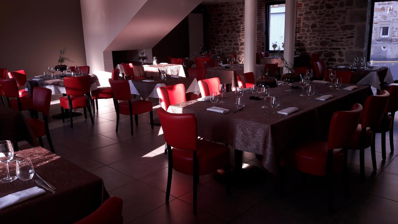 Les Pierres Folles Bed & Breakfast Rozier-en-Donzy Ngoại thất bức ảnh